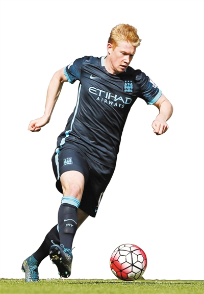 球星突破防守送出关键助攻