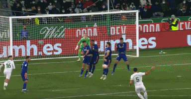 莱奥：阿莱格里对我没有太多具体要求，只是让我保持自由发挥